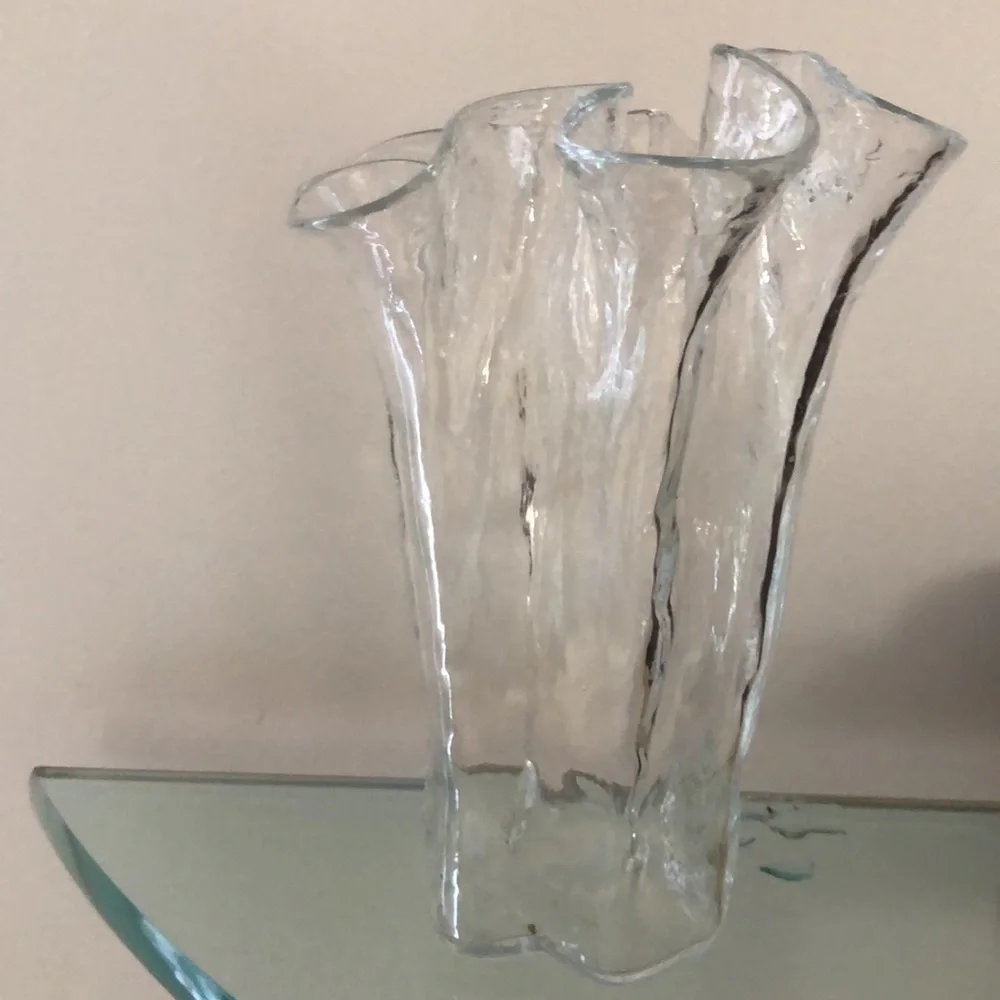 Crate & Barrel Evelyn Tall Clear Vase Gorgeous